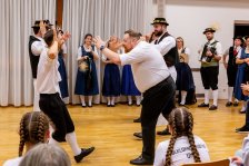 01.03.2025 Volkstanzabend